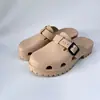 Sandalias semiabiertas para exteriores, zapatillas de exportación elegantes con hebilla, fabricante transpirable de goma EVA y plástico, hechas a medida, portátiles.