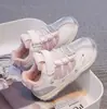 Tênis Esportivo Feminino 2026 Novo Malha Respirável Solado Macio Antiderrapante Velcro Hello Kitty Fofo Rosa Versátil Leve
