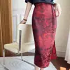 Saia jacquard vintage de luxo leve transfronteiriça para mulheres, novo estilo verão 2026, saia reta de cetim de cintura alta emagrecedora para mulheres