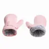 Em estoque em 10 cores, produto de e-commerce transfronteiriço mais vendido na Amazon: luvas infantis de fleece e algodão macio com fechos de velcro