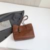 Bolso Tote de Viajero Retro con Texto Estilo Francés 2025 Invierno Nuevo Simple Casual Moda Portátil de Axila Bolso de Mujer