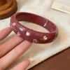 Pulsera redonda geométrica de resina minimalista estilo coreano, moderna y única, pulsera versátil con una estética de diseño de nicho