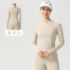 Nuevo Conjunto de Yoga para Mujer Cuello Alto Manga Larga con Agujeros para Pulgar Bolsillos Adelgazantes Sensación de Segunda Piel Conjunto de Dos Piezas para Pilates