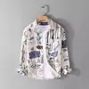 Chaqueta de moda, camisa estilo Hong Kong de otoño, camisa de manga larga para hombre 2026 con diseño único, colores de nicho caqui y verde en stock