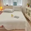 2026 Novo Modelo Conjunto de Três Peças Estilo Saia de Cama com Tapete Cool Bean