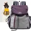 Mochilas Ligeras para Mujer al por Mayor Modelo Nuevo 2025 Bolsas Multifuncionales para Senderismo y Montañismo Mochilas Escolares Elegantes para Estudiantes Universitarios Bolsas de Doble Hombro