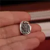 Pingente Zakilam Masculino e Feminino Estilo Étnico Vintage Marca Buda Deus da Riqueza Design de Nicho Levemente Luxuoso Joia Colar