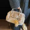 Bolsa Esponjosa para Mujer 2026 Nuevo Otoño/Invierno Bolsita para Cosas de Uso Diario Moda Versátil Felpa Bolso de Hombro Único Cruzado