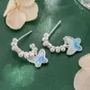 Pendientes de Mariposa con Gradiente Azul Perla y Blanco de Nuevo Estilo para Mujer, Pendientes de Lujo Ligero de Nicho, Pendientes de Gama Alta y Elegantes para Mujer