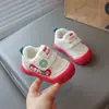 Zapatos de Otoño 2026 para Bebés y Niños Pequeños de Cuero Antideslizantes Zapatos Deportivos para Niños transpirables Zapatos de Interior para Niñas