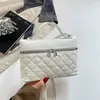 Bolso de Mano de Lujo Estilo Francés Pequeño para Mujer, Bolso de Hilo Bordado Acolchado de Diamantes Versátil de Moda para Salir, Viajar al Trabajo, Bolso de Hombro Único Cruzado