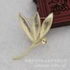 Broche de fundo de madrepérola DIY não patrimonial Song Jin imitação ponto verde peça de concha ultrafina material de construção de grupo de salão feito à mão B3616