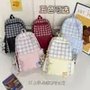 Mochila Escolar de Cuadros para Estudiantes Mujeres, Estilo Versátil y Fresco, Adecuada para Estudiantes de Secundaria y Preparatoria, Ligera y Práctica para el Transporte Diario, Mochila Versátil
