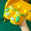 Zapatos de agujeros para niños bebé dibujos animados niños dinosaurio Niñas lindos antideslizantes punta de los pies sandalias de suela blanda verano venta al por mayor