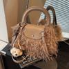 Bolso de Mano Peludo Transfronterizo Otoño e Invierno para Mujer 2026 Nuevo Estilo Bolso de Hombro Peludo para el Trabajo Bolso Pequeño de Hombro Cruzado de Moda