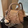 Bolsa de Ombro Transfronteiriça Outono e Inverno Bolsa Peluda para Mulheres 2025 Nova Bolsa de Ombro Peluda para o Dia a Dia Moda Bolsa Pequena Transversal