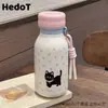 Botella de agua aislada elegante y atractiva para mujer, con pajilla, hecha de acero inoxidable, con un diseño minimalista y único, y un lindo patrón de dibujos animados, perfecta para estudiantes y fácil de transportar