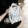 Suéter de punto de cuello bajo otoño/invierno 2026, elegante y ajustado, perfecto como capa base para mujer, con un tacto sofisticado y de alta gama.