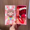Pingente Chaveiro Buquê de Pelúcia Acabado, Buquê de Rosas de Crochê com Fio, Presente de Dia dos Namorados, Pequeno Presente de Aniversário