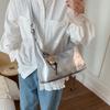 Bolsa Grande para Empanadas Transfronteriza 2026 para Mujer, Bolso de Hombro Retro Moda Estilo Coreano, Bolso de Axila de Gama Alta de Nicho de Verano