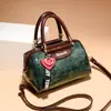 Bolso de Hombro Nuevo Estilo Retro Patrón de Cocodrilo para Mujer Versión Antigua Europea Boston Portátil Bolso Cruzado