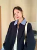 Chaqueta Roja con Empalme de Cuadros Americanos para Hombres y Mujeres Nueva Tendencia de Otoño Marca Diseño Holgado de Ropa de Trabajo Trendy