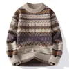 Otoño Invierno 2026 Suéter de Cuello Redondo para Hombre Moda Navideña Tejido de Punto con Puntadas Suéter para Hombre Capa Base