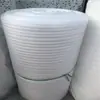 Protección contra caídas a prueba de golpes espuma al por mayor película de embalaje embalaje para el hogar De Zhu Yi Lei materiales rollo de perla para mudanzas epe