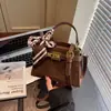Bolso Kelly de Comercio Exterior para Mujer 2025 Invierno Casual Nuevo Bolso de Mano Cruzado de Alta Gama Bolso de Hombro de Moda Versátil
