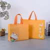 Bolsas no tejidas impermeables laminadas personalizadas para publicidad corporativa, bolsas ecológicas de mano para regalo promocional con impresión de logotipo