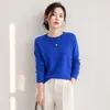 Suéter Elegante Outono 2026 Novo Estilo para Trabalho e Dia a Dia Feminino Gola Redonda Pulôver Manga Longa Cor Sólida Malha Camada Base