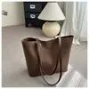 Bolso de Hombro de Gran Capacidad de Tendencia Europea y Americana para Mujer 2025 Nuevo Bolso Tote Satchel Simple Elegante de Gama Alta