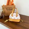 Bolsa Pequena de Ombro Único Feminina Portátil Design de Nicho PU Fashionável Bolsa Transversal de Ombro Único Outono 2026 Bolsa Concha de Personalidade