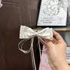 Grampo de Banana com Laço de Bolinhas Suave e Fita, Presilha Versátil para a Parte de Trás da Cabeça, Acessório de Cabelo, Novo Estilo 2026, Fresco e Elegante para Mulheres