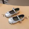 Zapatos Plateados Mary Jane para Niñas Suela Suave Zapatos de Piel Zapatos de Princesa Estilo Primavera/Otoño Versión Coreana Zapatos Individuales para Niños Zapatos de Baile con Lazo