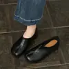 Mocasines Retro de Punta Dividida para Mujer Suela Suave Tacón Medio Tacón Grueso Zapatos Individuales 2026 Otoño Nueva Llegada Nicho para Viajar Mary Janes Zapatos para Mujer