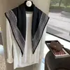 Pañuelo Chal de Seda de Lunares para Mujer 2025 Nuevo Bufanda de Verano Bufanda Triangular de Gama Alta Pañuelo para la Cabeza Cinturón Combinación