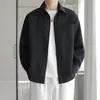 Camisa de manga larga para hombre con textura de gofre y diseño de alta gama, peso pesado, chaqueta camisa casual y sencilla de color liso para primavera y otoño