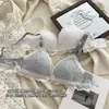 Calcinha de renda para menina sem aro push-up confortável respirável levanta os seios laterais sutiã simples de bojo triangular fino