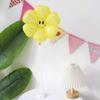 Mesa flotante con globos de girasol para fiestas de cumpleaños, jardín de infantes, campus, graduación, aula, decoración de escritorio