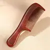 Atacado de Fábrica Pente de Madeira Maciça de Sândalo Vermelho Natural Pente para Cachear Alisar Cabelo Pente de Madeira Dente Médio Dente Grande Logotipo Personalizável