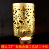 Fornecido Diretamente pelo Fabricante, Lanternas Giratórias Estilo Europeu com Desenhos Vazados, Decorações de Natal, Castiçais de Metal, Produção em Atacado