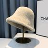 Chapéu de pescador de lã estilo coreano, chapéu feminino quente de outono e inverno com letras, chapéu de bacia, elegante e moderno, de malha, para todos os gostos
