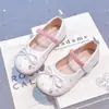 Zapatos de Cuero para Niñas 2026 Otoño Nuevo Versión Coreana Retro Cómodos Versátiles Mocasines para Niñas Pequeñas Suela Suave Zapatos Individuales