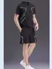 Traje deportivo para hombre para correr, de seda helada de manga corta, ropa de verano de secado rápido, ropa de baloncesto, ropa de bádminton y fitness, shorts holgados