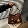 Cross2026 Nova Bolsa Feminina Popular de Nicho com Alça Única para Ombro/Axila Bolsa Cruzada Estilo Retrô Suede Pelúcia para o Dia a Dia Bolsa Almofada
