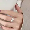 El mismo deslumbrante anillo de circón de Xiaohongshu, un diseño de nicho con alto valor estético, adecuado para el dedo índice, joyería versátil