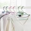 Percha Antideslizante Sin Costuras Percha Gruesa para Ropa de Hogar Tendedero de Hombro Ancho Percha de Plástico para Colgar Ropa Percha para Adultos Estilo Europeo
