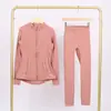 Conjunto de jaqueta com gola alta e calça cropped da marca LULU DF, em estoque, entrega direta, justo, respirável, elástico, com zíper dourado