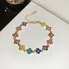 Pulsera de Flor de Cristal Colorida Flor de Zircón Azul Gota de Agua Pulsera de Lujo Ligero Gama Alta Diseño de Moda Nicho Accesorio para la Mano